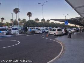 Taxistand am Flughafen Teneriffa SÃ¼d