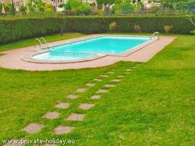Ferienwohnung mit Pool, Balkon und Liegewiese in Santa Ursula