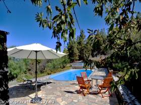 Ferienhaus in Alleinlage mit Pool