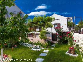 Wohnung in Strandnähe mit Garten