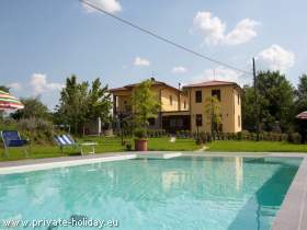 FeWo mit Pool & Gartenterrasse