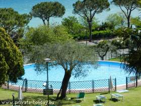 Ferienwohnung mit Pool und Terrasse