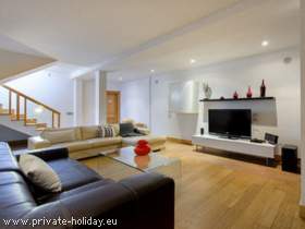 Ferienhaus mit Pool und Sauna