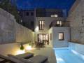 Modernes Ferienhaus mit Privatpool